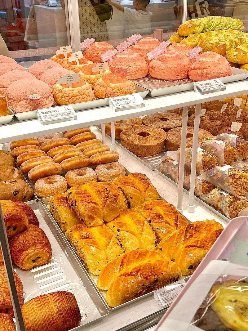 世界10大蛋糕:不能光吃不认识!你认识几个呢? 世界10大蛋糕:不能光吃不认识!你认识几个呢?