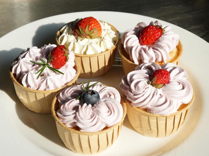 在广州买正宗的老广糕点应该去哪些地方? 在广州买正宗的老广糕点应该去哪些地方?