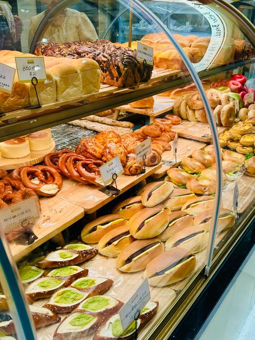 蛋糕店雪条面包的做法大全?